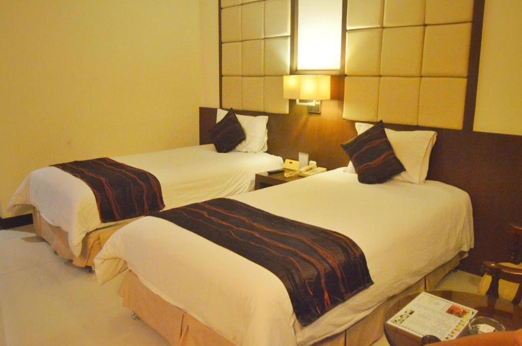 Kedaton Hotel Bandung Eksteriør bilde