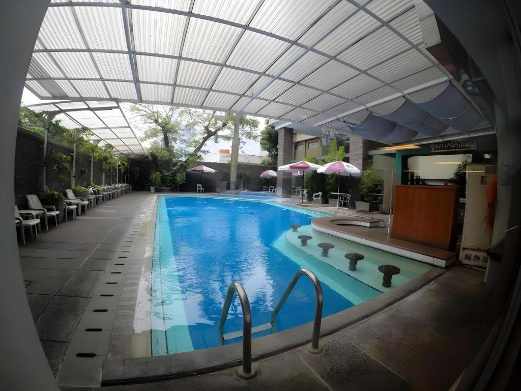 Kedaton Hotel Bandung Eksteriør bilde