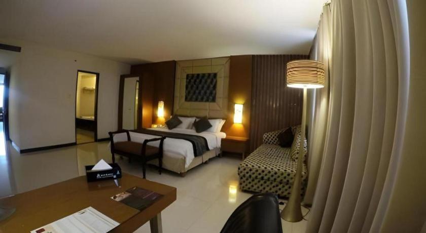 Kedaton Hotel Bandung Eksteriør bilde